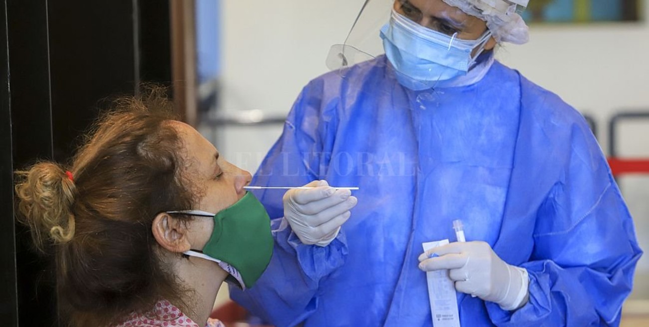 Otras 83 personas murieron y 10.384 fueron diagnosticadas con coronavirus en el país