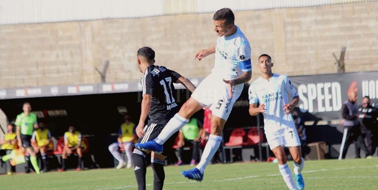 Atlético Rafaela empató en un partidazo ante Deportivo Riestra