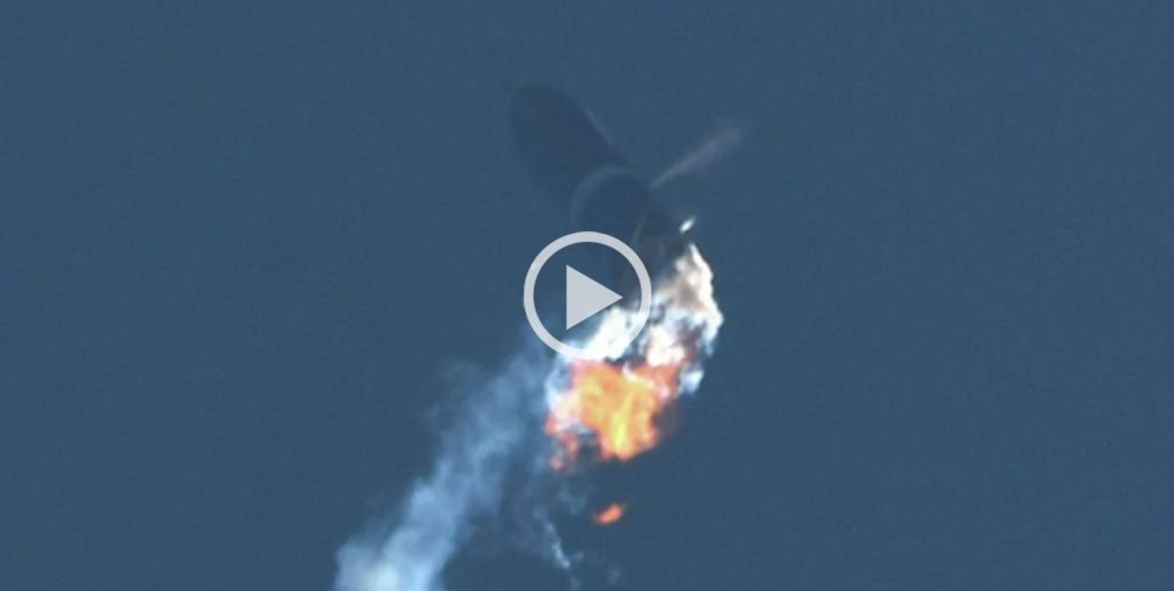 Video: SpaceX probó con éxito el cohete Starship SN10, pero también explotó
