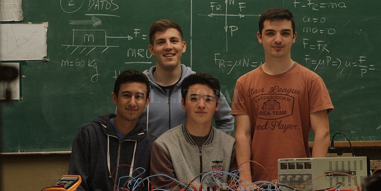 Las competencias en Física riegan de medallas al semillero del Industrial