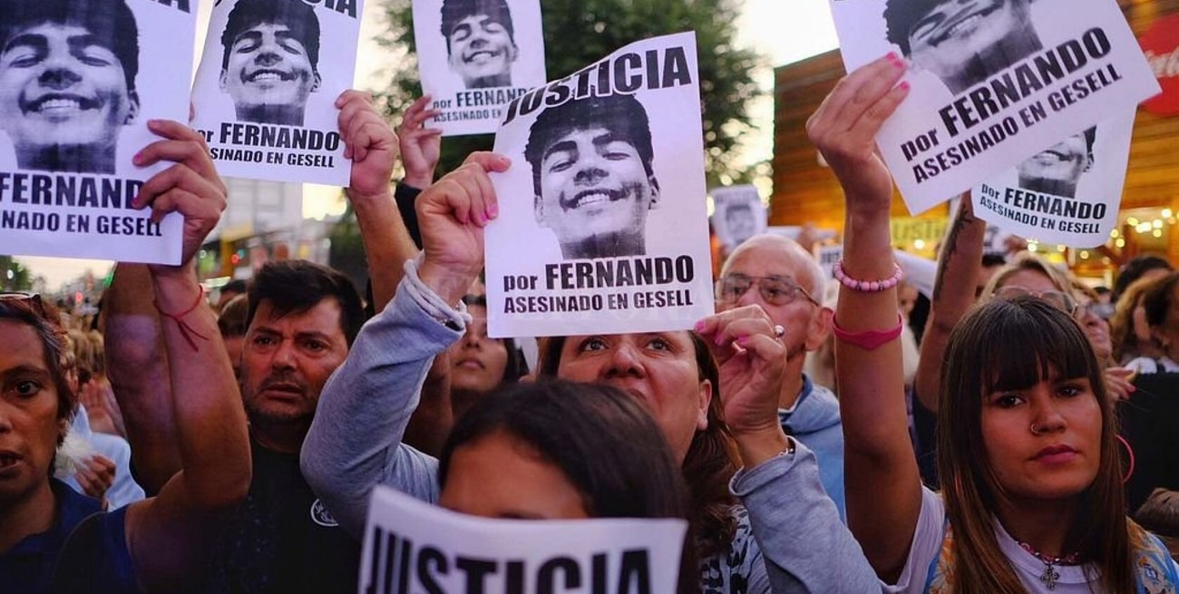 Los abogados de la familia de Fernando Báez Sosa pidieron que vayan a juicio nueve de los rugbiers