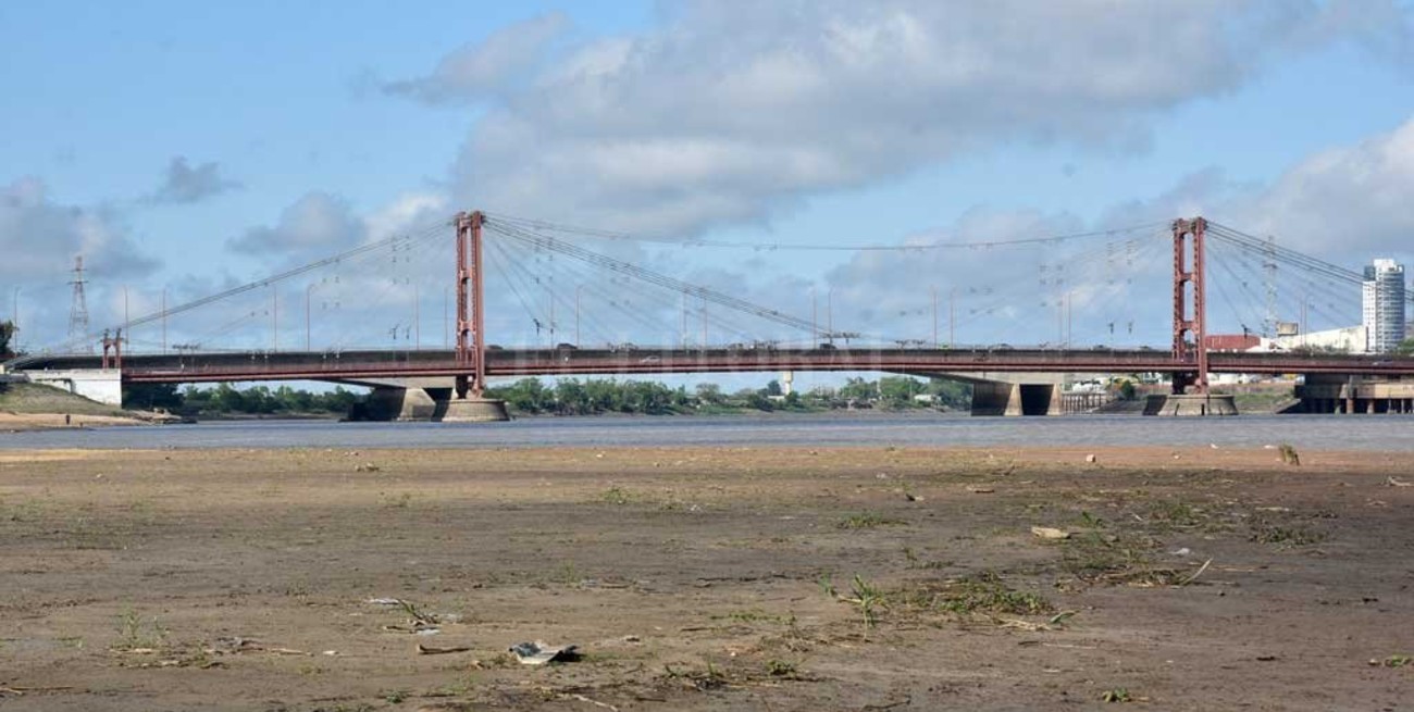 El río Paraná llegó a su altura más baja del año en Santa Fe