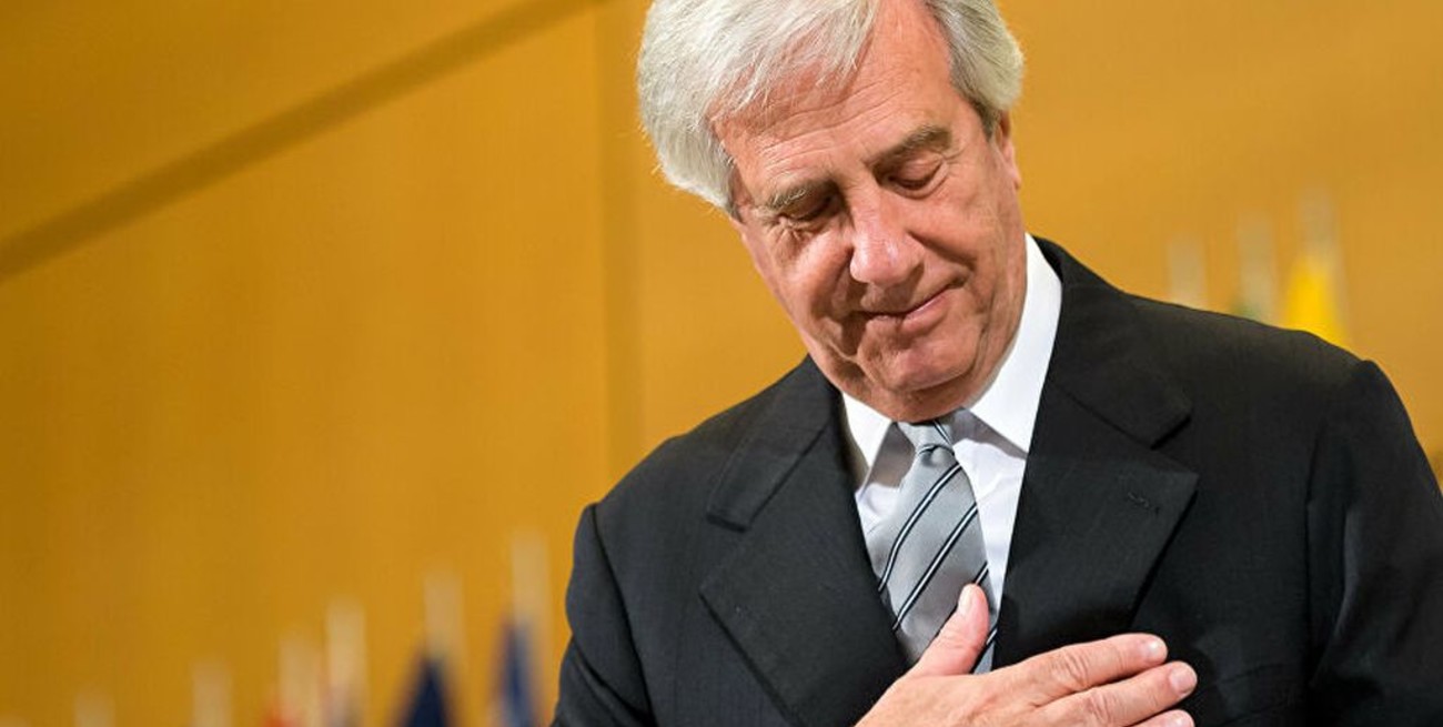 Políticos argentinos expresaron su dolor por la muerte de Tabaré Vázquez