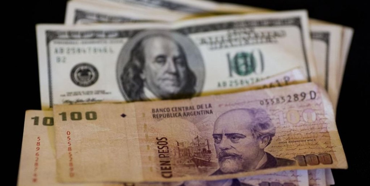 Más de 2 millones de personas vuelven a estar habilitadas para comprar dólares