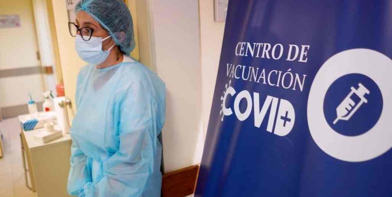 Coronavirus: Uruguay estima alcanzar este lunes un 10% de su población vacunada con la primera dosis