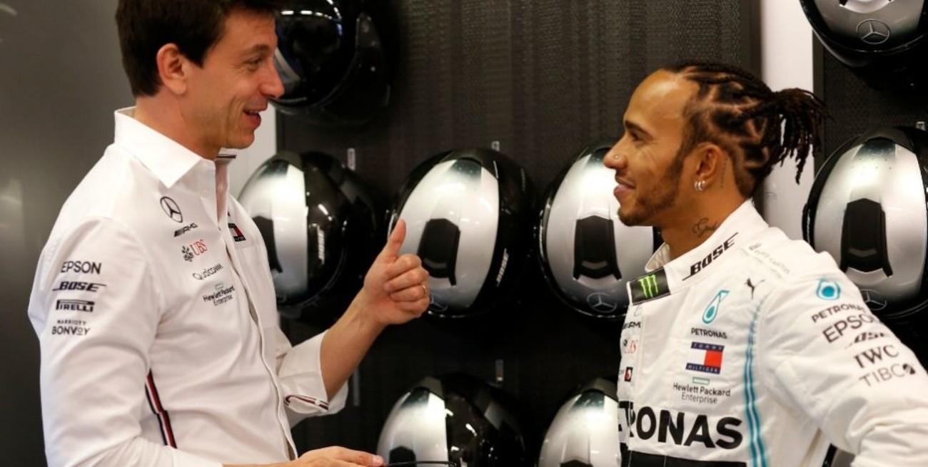El jefe de Mercedes, sobre el contrato de Hamilton: "En algún momento lo ultimaremos"