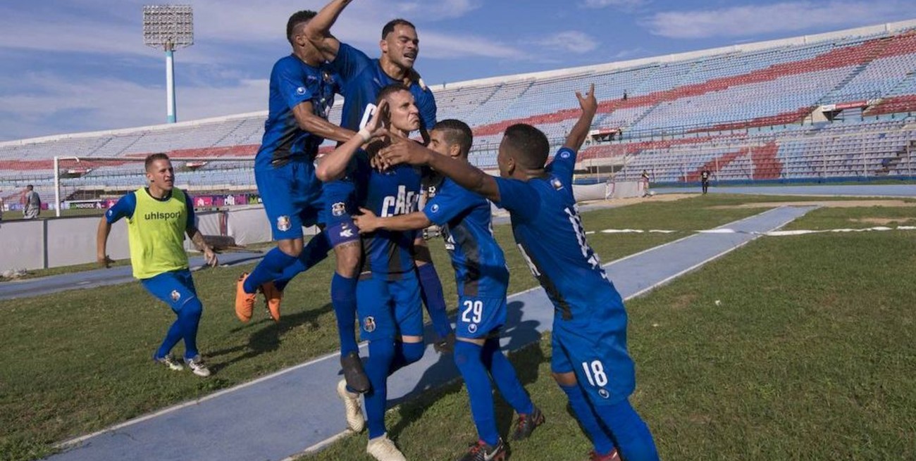 Un venezolano hincha de Colón contó todo lo que hay que saber sobre el Zulia