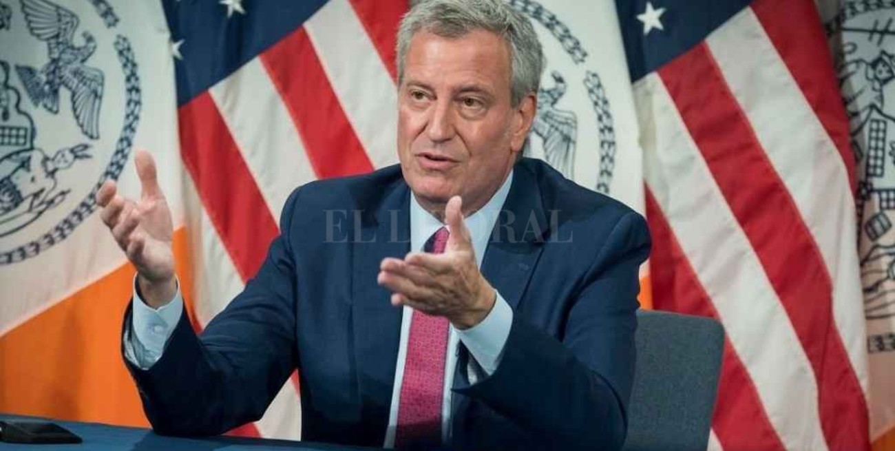 El alcalde de Nueva York advierte que la ciudad se queda sin vacunas