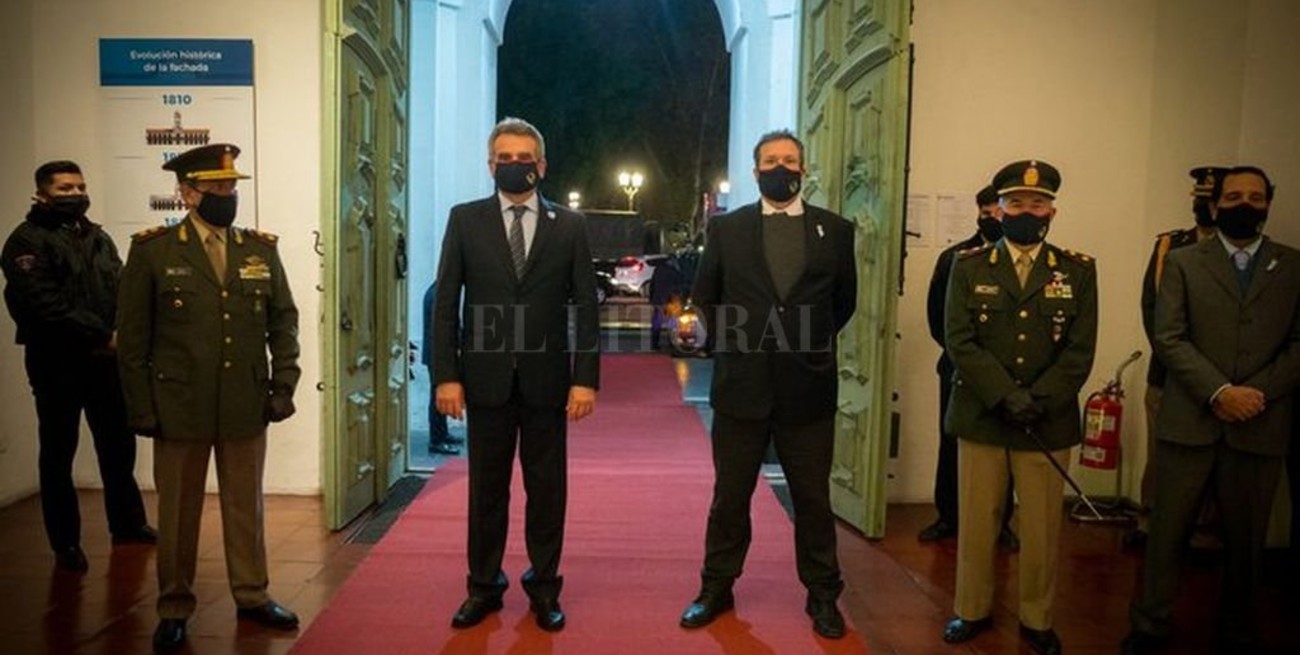 El Regimiento de Patricios realizó el Relevo de la Guardia de Honor del Cabildo de Buenos Aires