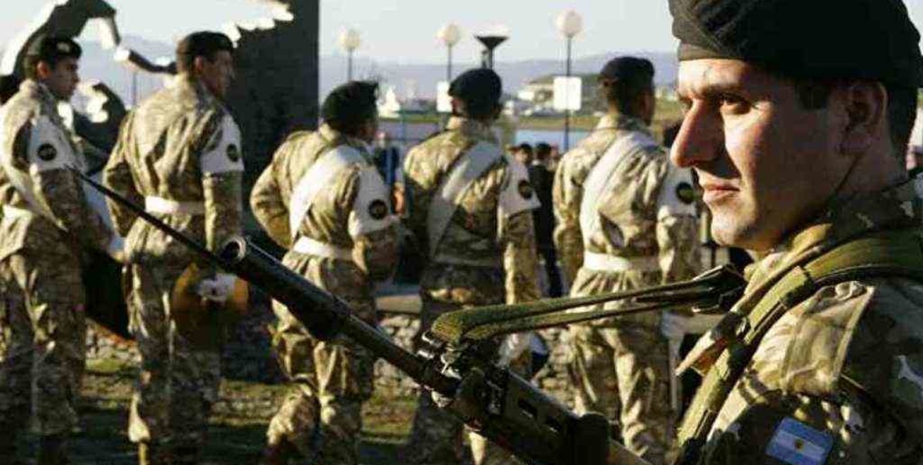 Se conmemora el 210° Aniversario de la creación del Ejército Argentino