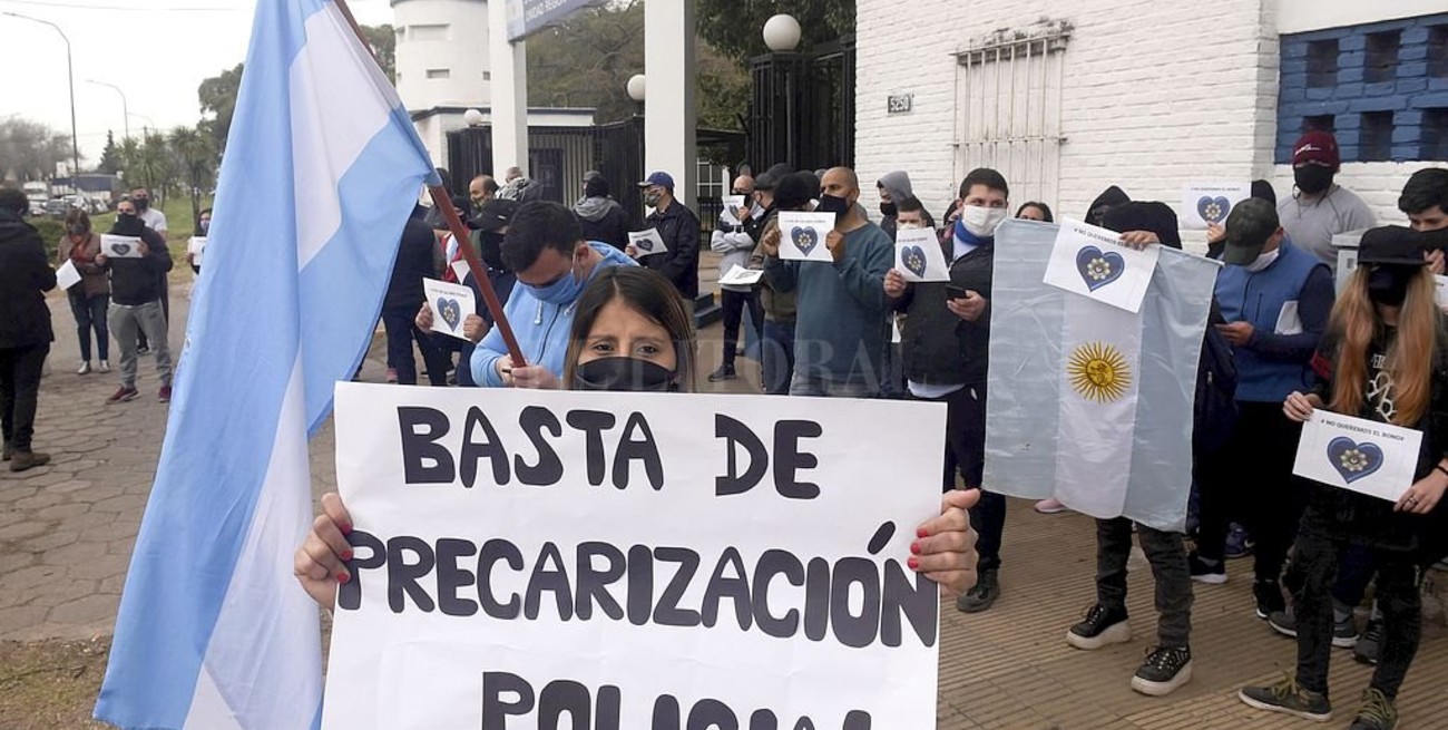 Vuelven a remover al titular de la Policía en Rosario y ya son cuatro los jefes echados en el año