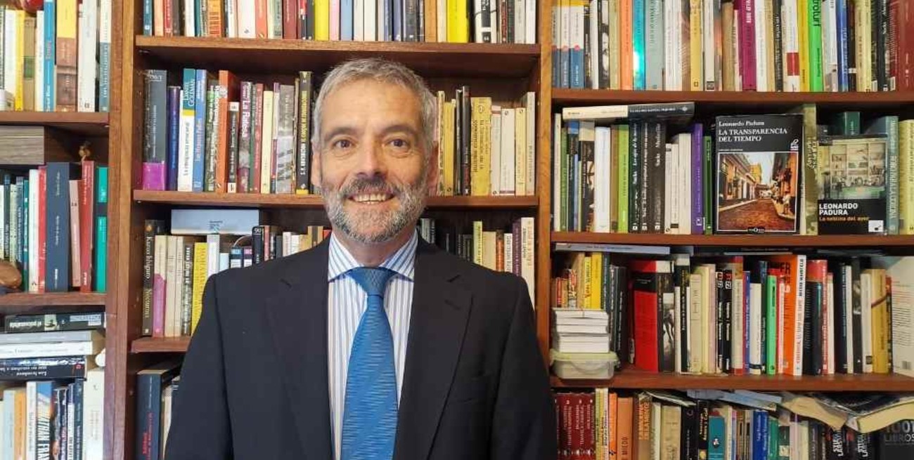 Destacan que la reestructuración de YPF fue "una solución muy buena para el país"  