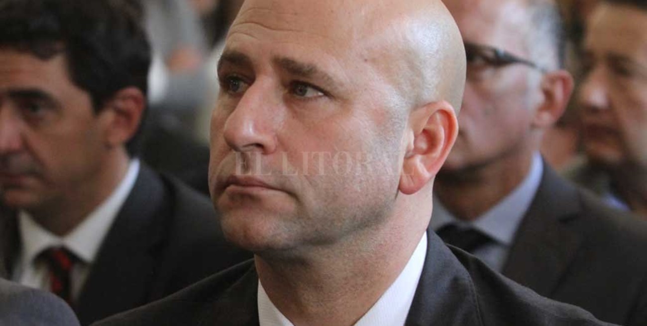 Acuerdos definía notificaciones a dos fiscales bajo investigación