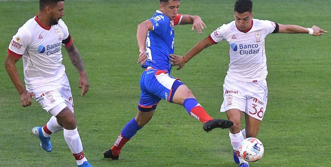Unión iguala con Huracán
