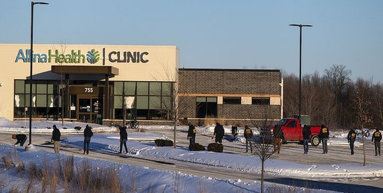 Arrestaron a un anciano en Minnesota por herir de bala a cinco personas en un centro médico