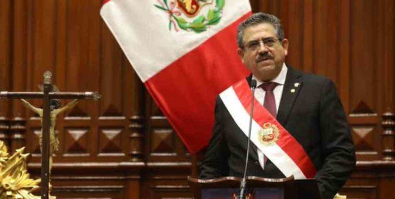 Manuel Merino asumió la Presidencia del Perú y anunció gabinete de "consenso y unidad nacional"