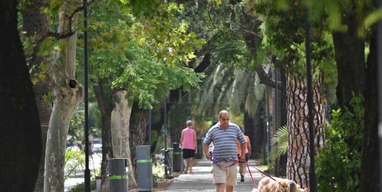 Domingo agradable y con algunas nubes en la ciudad de Santa Fe