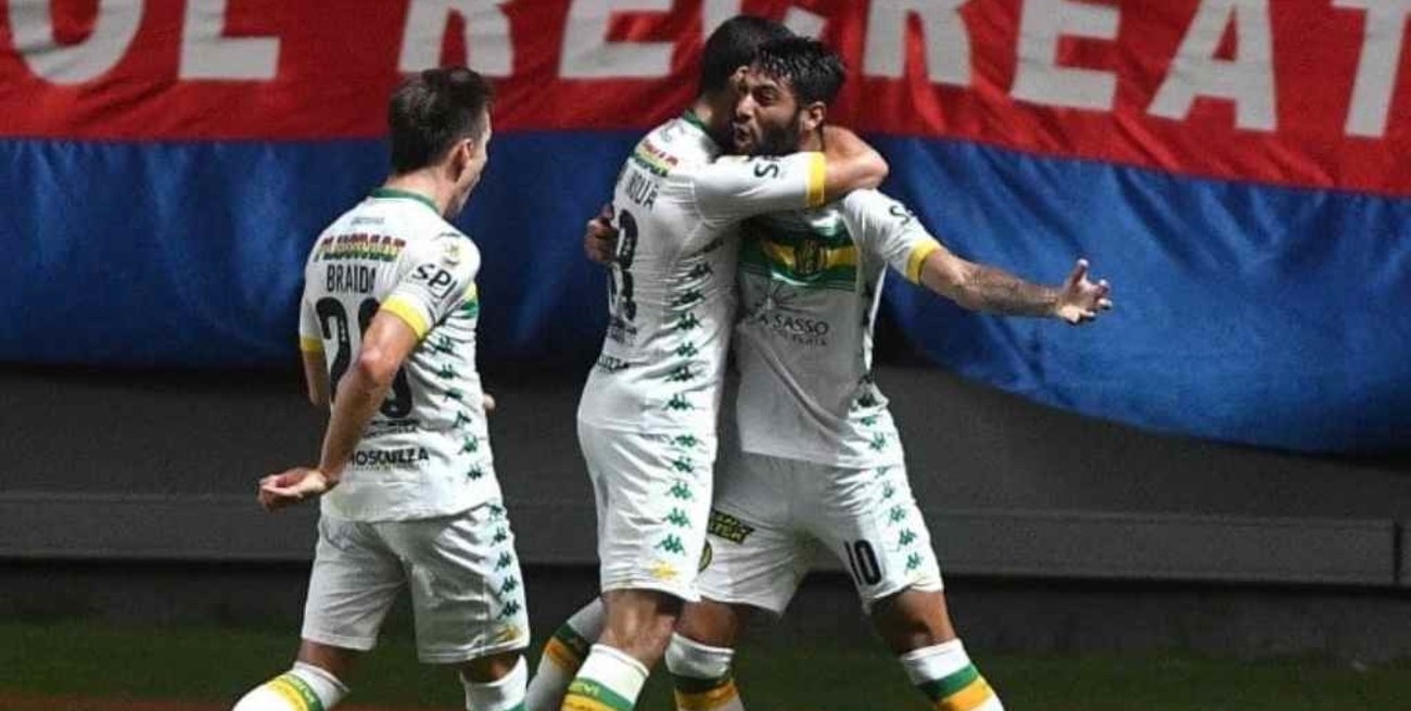 Aldosivi venció a San Lorenzo con un gol en el último minuto por la Copa de la Liga Profesional 