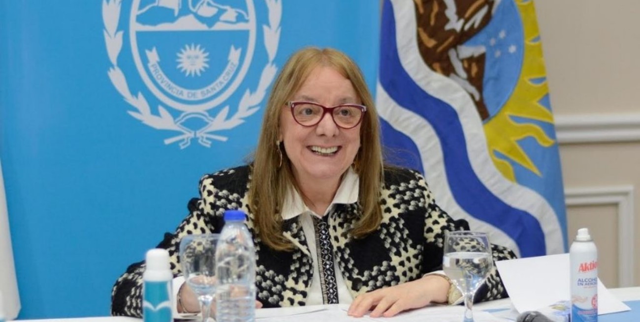 La gobernadora Alicia Kirchner destacó "la mirada federal" del proyecto de Presupuesto 2021
