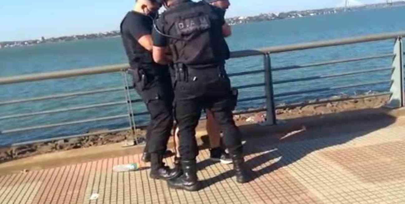 Misiones: Detuvieron a un runner por correr con el barbijo mal puesto e insultar a policías