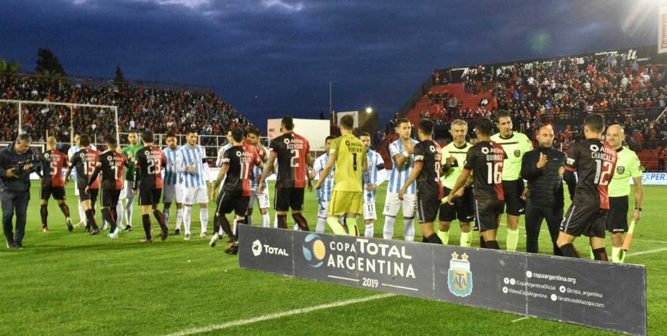 El cuerpo en Lanús; la  mente y el alma en Brasil 