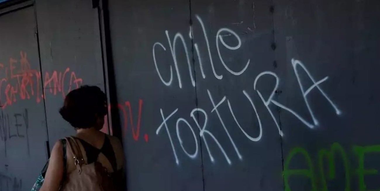 Abuso sexual, violencia y tortura: el brutal informe de Human Rights Watch sobre Chile