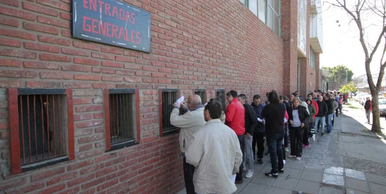 Atentos hinchas de Colón: así será el canje de entradas en Santa Fe