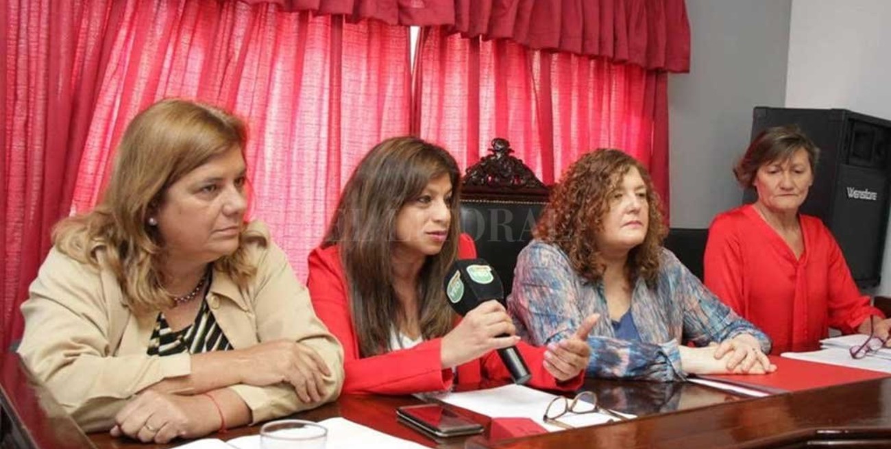 La concejalas de Santo Tomé propusieron  la adhesión de la ciudad a la Ley Micaela