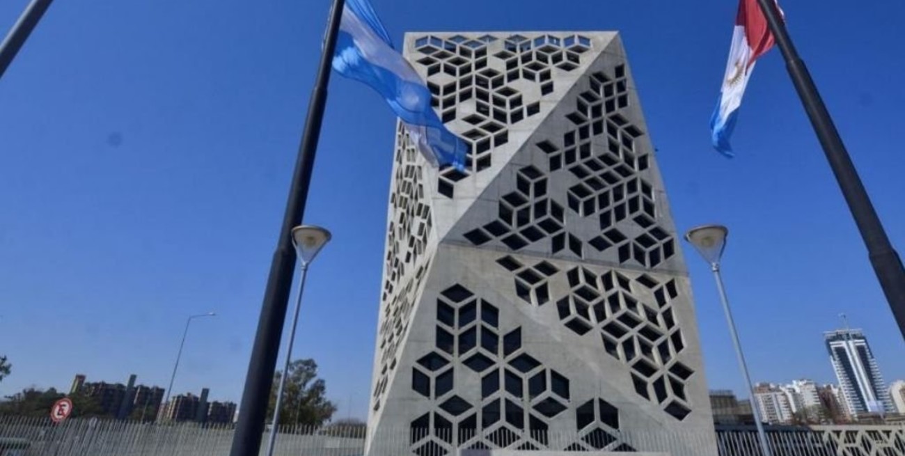 Consideran que Córdoba mejoró su perspectiva de deuda con el canje