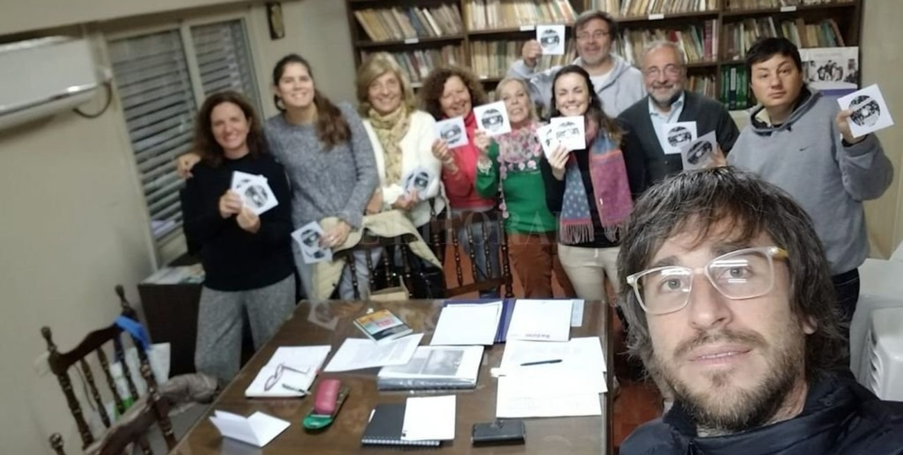 Voces unidas para narrar