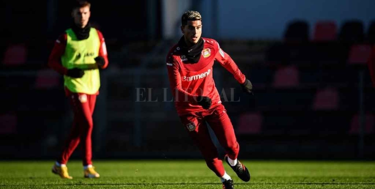 Exequiel Palacios volvió a entrenarse