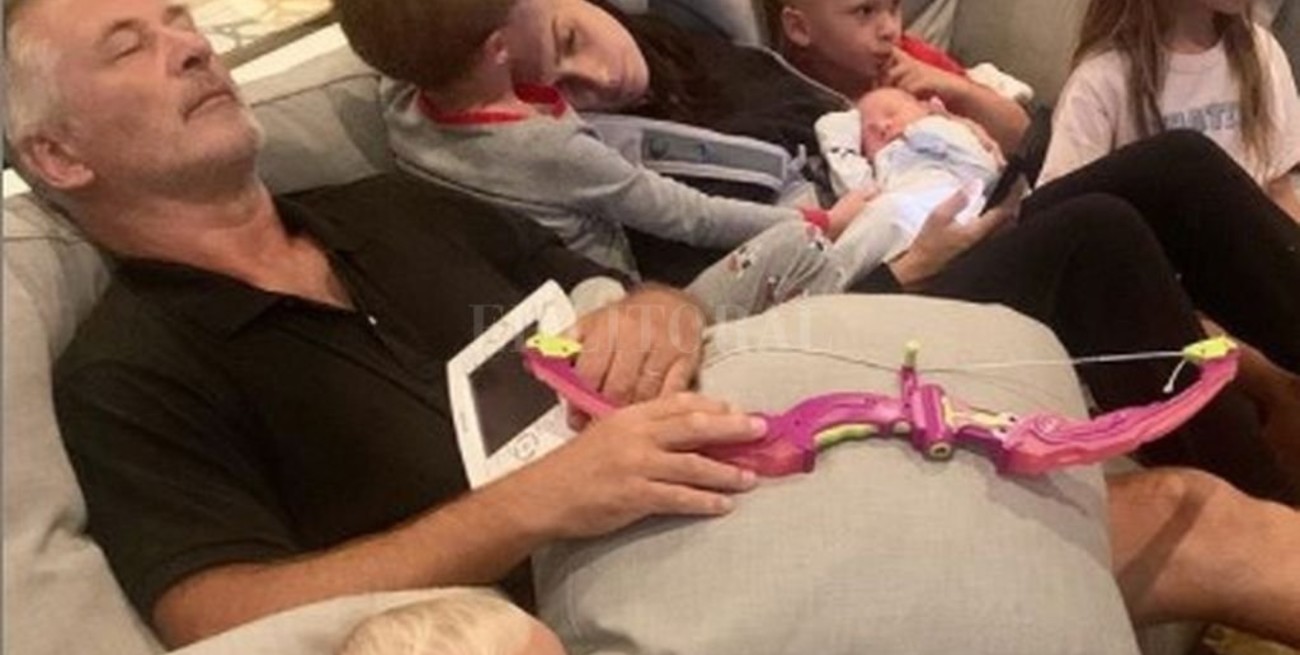 Alec e Hilaria Baldwin anunciaron el nombre de su bebé: Eduardo Pau Lucas