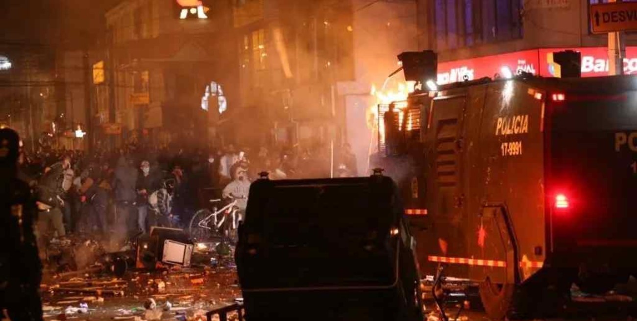 Al menos cinco muertos en las protestas contra la policía colombiana por la muerte de Javier Ordóñez  