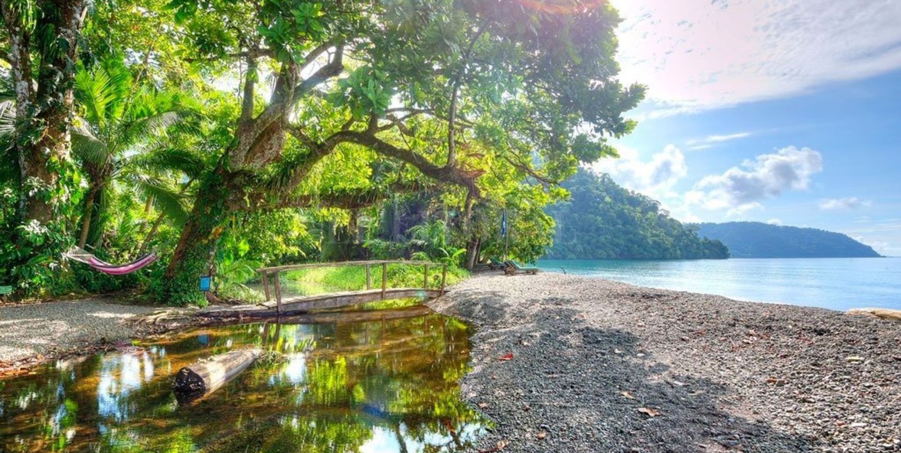 Costa Rica reabre sus fronteras a la Unión Europea, Reino Unido y Canadá