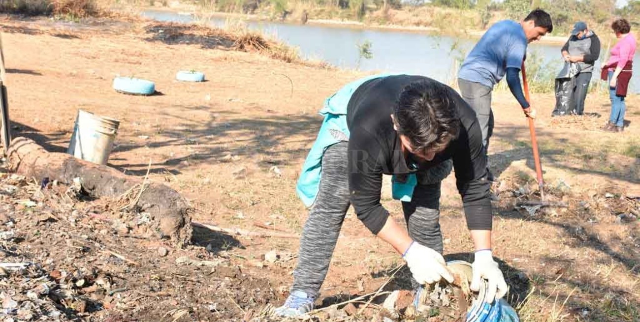 El río Paraná en su nivel más bajo de los últimos 50 años