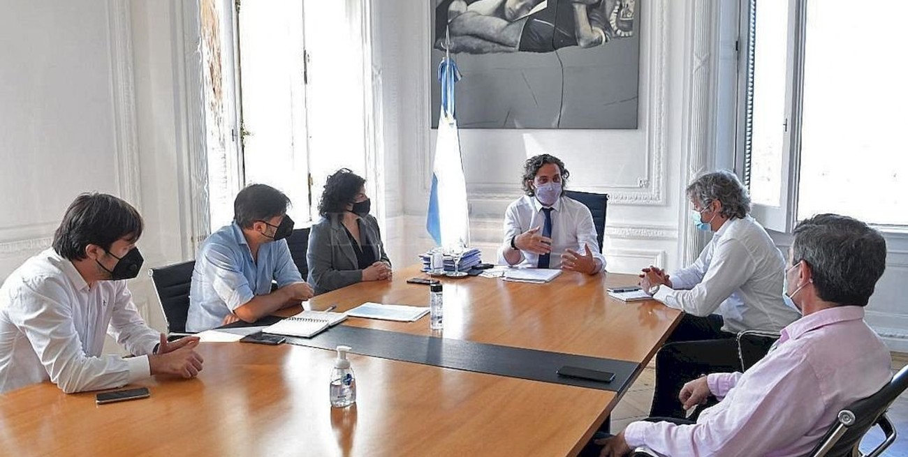 El Gobierno prepara el próximo DNU: habría más controles y restricciones en la nocturnidad