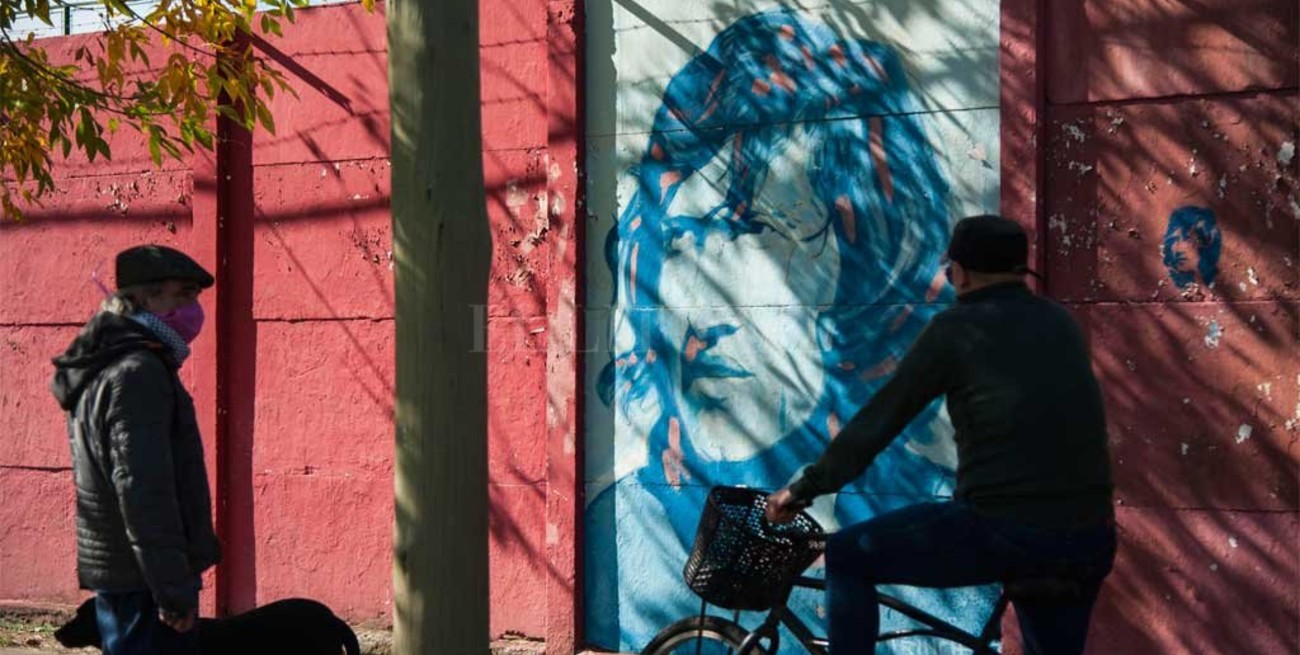 Proyecto para que una calle de Rosario lleve el nombre de "Trinche" Carlovich