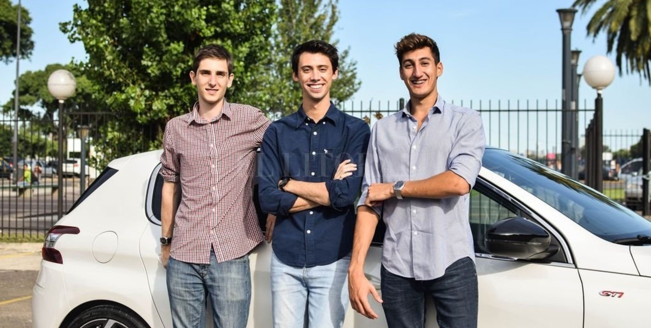 Un entrerriano creó una empresa que recaba datos de autos usados