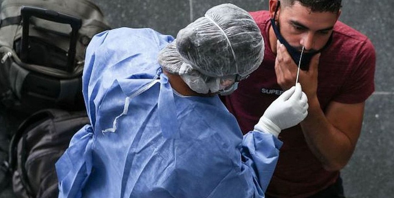 Este jueves se confirmaron 155 muertes y 8.328 nuevos contagios de coronavirus en Argentina