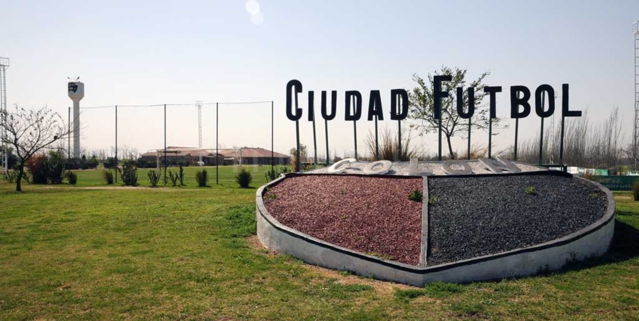 Colón de luto: el plantel no entrena en respeto al sereno Salas