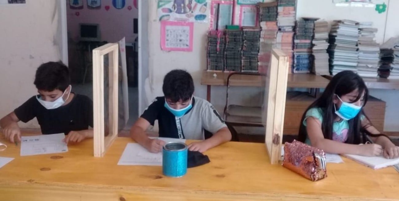 Tutorías comunitarias para reducir la brecha educativa en la pandemia  