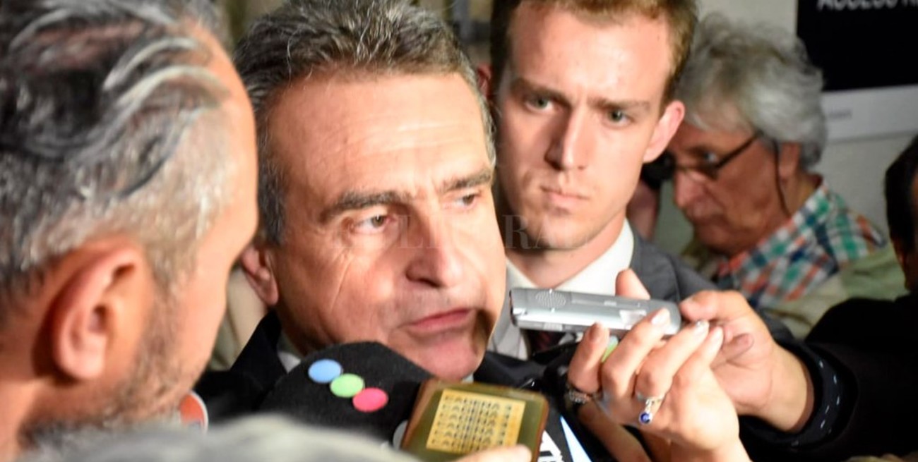 Rossi: "Alberto y Cristina se han convertido en una gran esperanza para los argentinos"