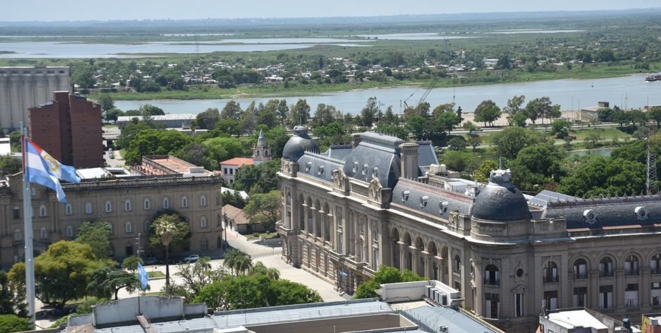 En medio del conflicto de poderes, firman un acuerdo sobre la Justicia