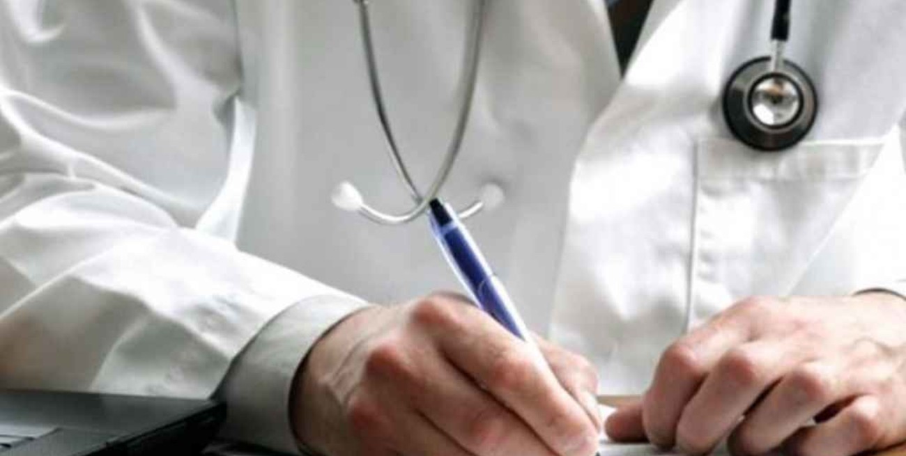 Usuarios de prepagas evalúan un plan más económico