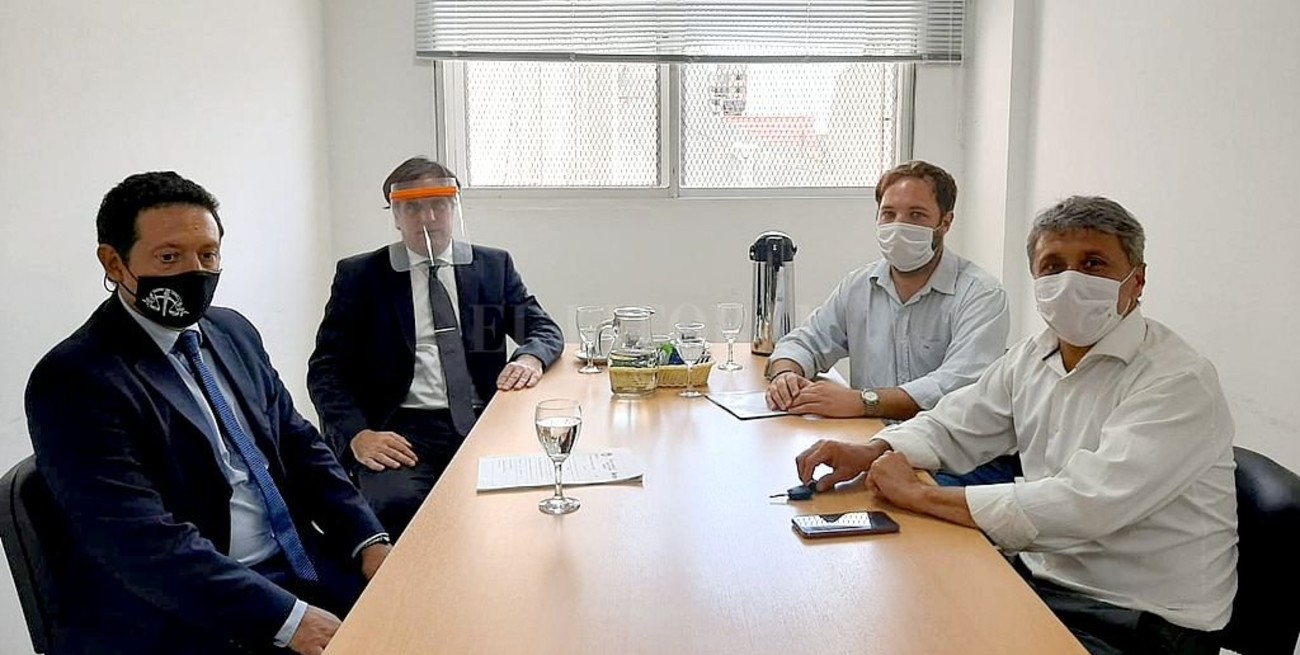 Silvio González fue recibido por el fiscal regional Carlos Arietti