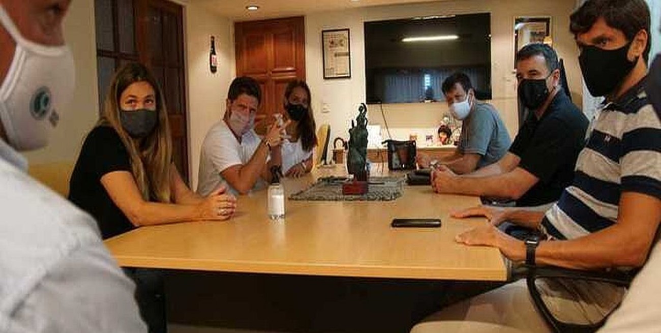 Representantes radicales se reunieron con el gremio de los docentes privados