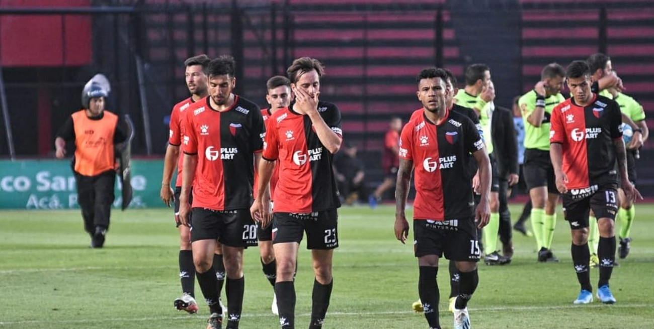 Colón cerró el año de local con una derrota ante Aldosivi