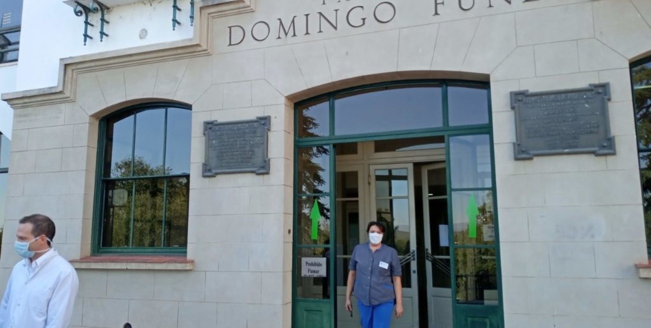 Denuncian despidos y suspensiones de personal de salud en Córdoba durante la pandemia