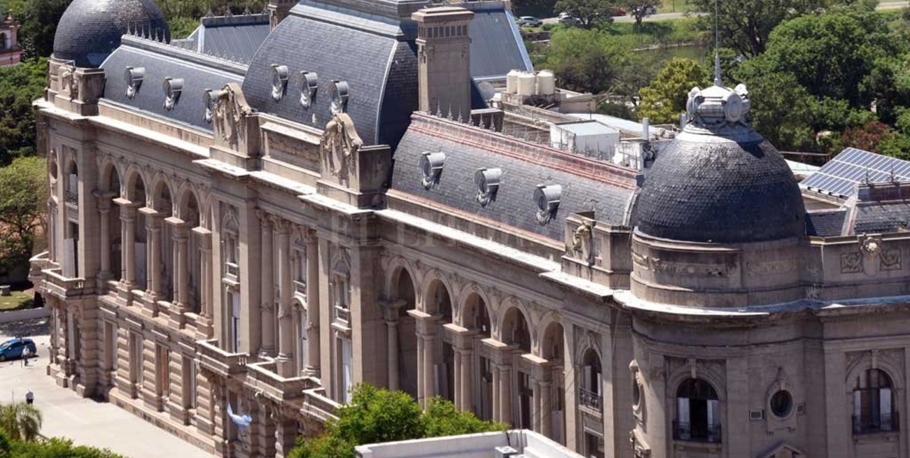 Sigue el recambio de nombres en Gobierno