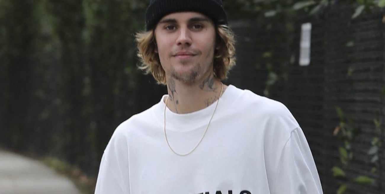 Justin Bieber publicó por sorpresa un disco con seis canciones inéditas